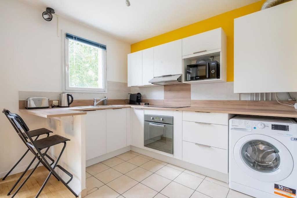 Elegant Appartement Familial Disneyland & Gare Rer Bussy-Saint-Georges Eksteriør billede